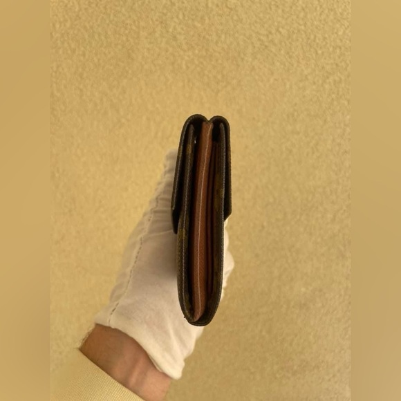 Louis Vuitton Wallet - Picture 14 of 16